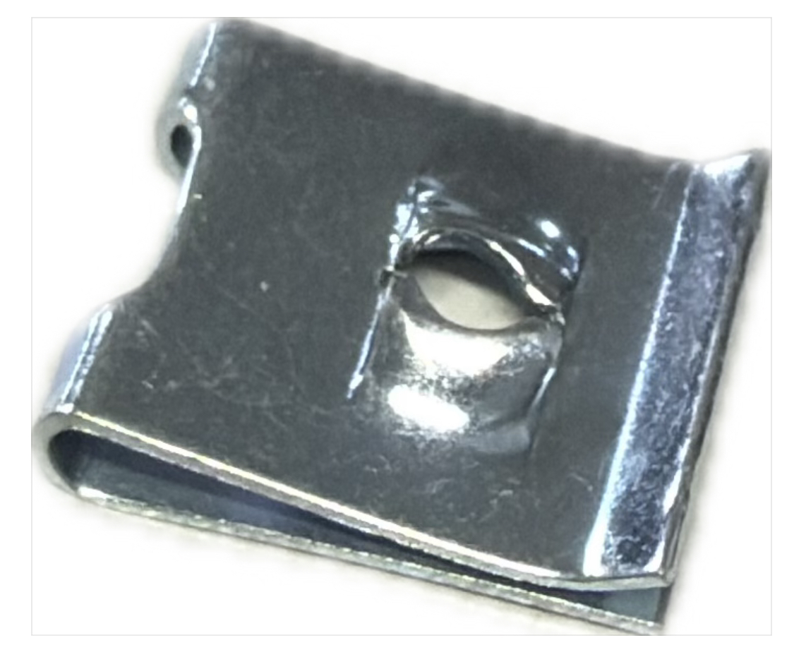 Klammer für Rücklichtschraube Fiat 500